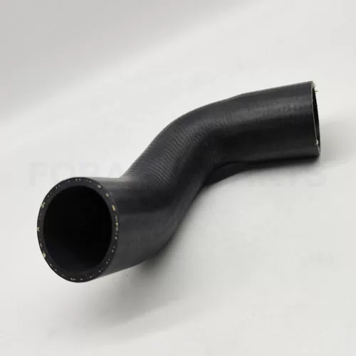 Turbo Charge Air Coolant Incooler Intake Hose 068129628E for VW Transporter Caravelle T3 Box Bus Rubber Material - image 4