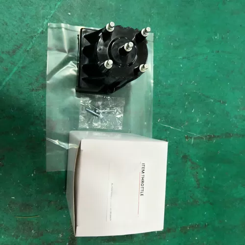 New RTYPER Distributor Cap 10496278 for Daewoo ESPERO CIELO NUBIRA 1.5I Saloon Dealer Cap & Distributor Rotor New... - image 3