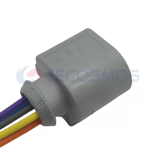 Auto Parts New in the Market Battery Connector for Car 6-pin Female 1J0973713 CT6-0029M-4 - image 5