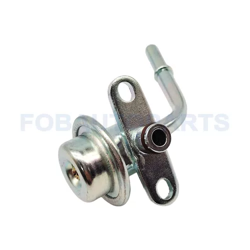 Fuel Pressure Regulator for Toyota Fortuner Hilux Innova Hiace TACOMA 23270-75010 - image 2