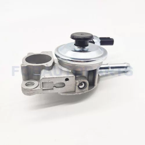 Car Cap Fuel Filter Fuel Pump Gas Pump Fuel Filter Prime Pump for Land Cruiser Prado KDJ150 23380-30301 - image 4