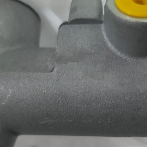 New Auto Parts 4720106140 Brake Master Cylinder for Toyota Camry 4720106140 - image 3