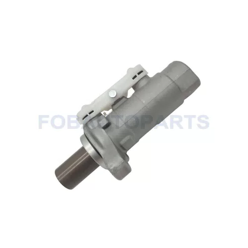 Brake Master Cylinder Compatible with Hino XZU Toyota Land Cruiser Models OEM 47207-37160 - image 2