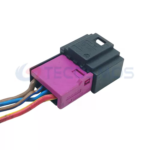 Automobile Waterproof Wiring Harness Connector Plug 6Q0972711 - image 2