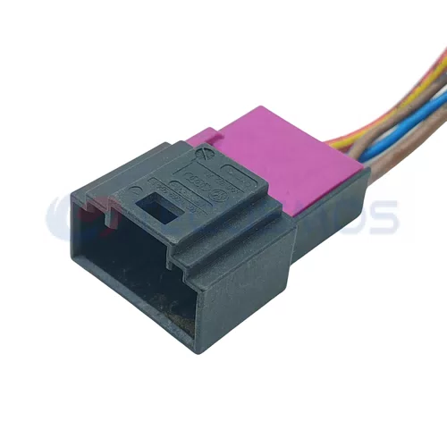 Automobile Waterproof Wiring Harness Connector Plug 6Q0972711 - image 5
