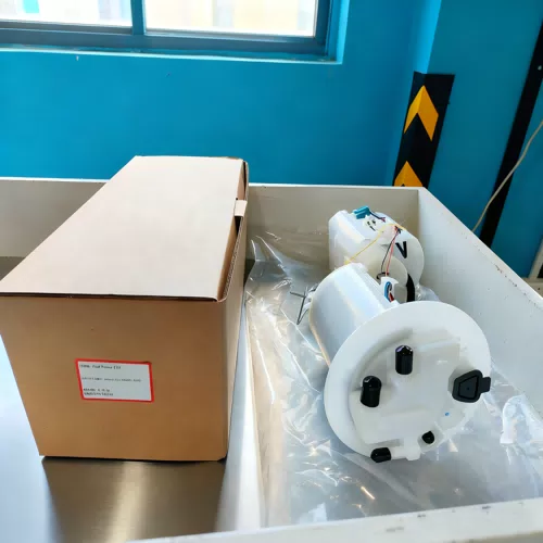Fuel Pump Module Assembly 77020-12570 for TOYOTA Corolla Auris 08-12 7702012570 77020-12570 - image 4