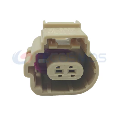 Automobile Waterproof Wiring Harness Connector Plug 8K0973702G