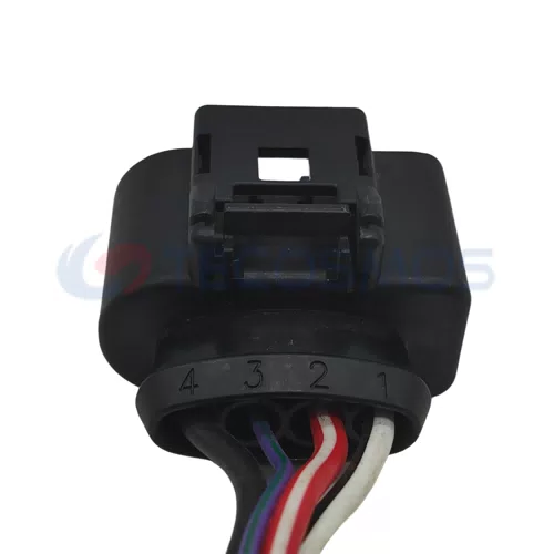 Auto Parts 8K0973724 Ignition Coil Plug 4-Pin Female Waterproof Copper Contact Material ABS/Nylon - image 2