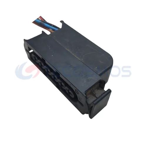 Automobile Waterproof Wiring Harness Connector Plug 8W0973755 - image 4