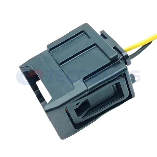 Automobile Waterproof Wiring Harness Connector Plug 90980-12747 - image 2