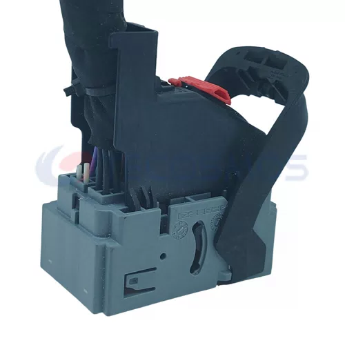 Automotive Plug Harness Connector Waterproof Shell for CAR 103 Pin Female CT103-0001M-1 - image 3