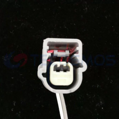 Car Connector For Two sensor plugs on the lower left and upper right CT2-0018M-7