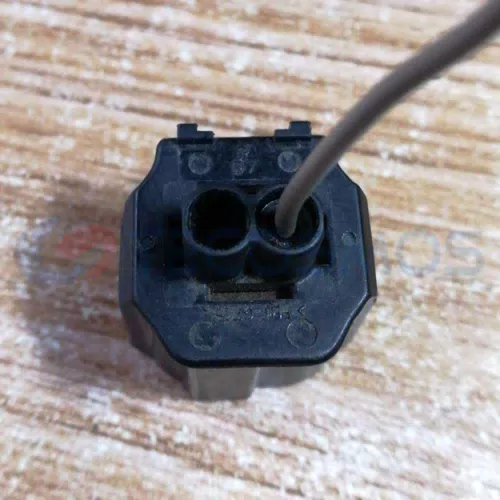 Car Connector For Land Rover intake air temperature sensor has two pins at the lower right of the slot CT2-0026M-12 - image 4