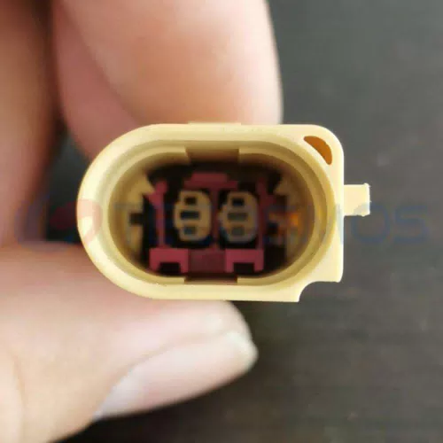 Car Connector For 8K0973802G rear antenna plug 2 pins CT2-0077G-2