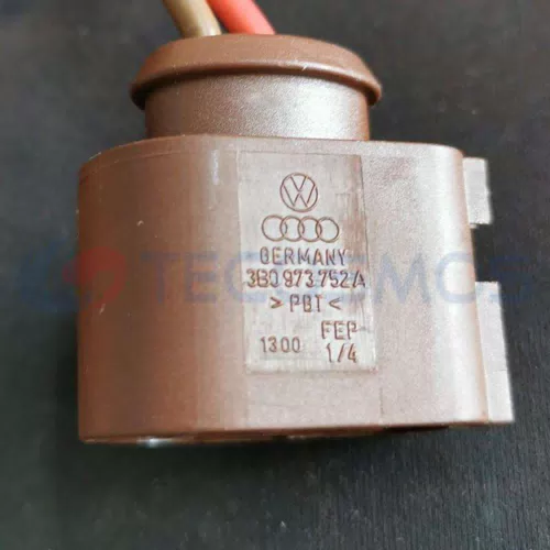 Car Connector For Audi For Audi handbrake motor plug 3B0973752A 2 pins CT2-0081M - image 3