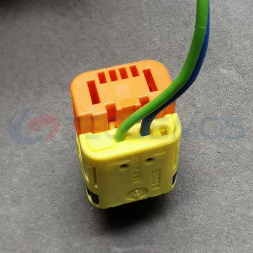 Car Connector For Direct plug sensor plug 8K0973613 2 pins CT2-0151M-3 - image 2