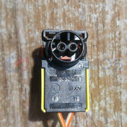 Car Connector For Volkswagen sensor plug 2-0186 has two Female pins of 3-0037G CT2-0151M-6