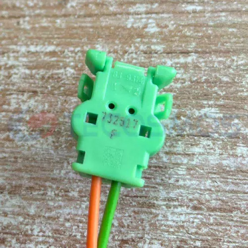Car Connector For Land Rover green left slot of secondary sensor has two pins CT2-0161M-4 - image 2