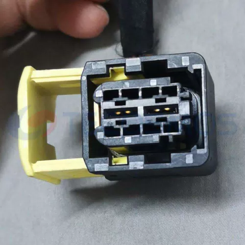 Car Connector For Mercedes-benz power booster DJ7023A-6 3 2 pins CT2-0171M