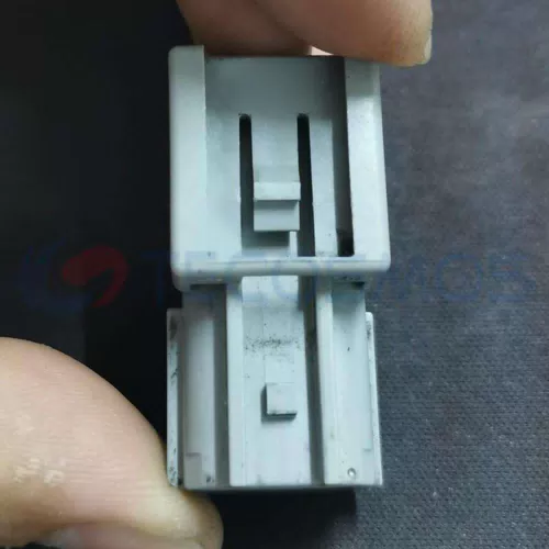 Car Connector For Nissan left bottom and For Nissan right top crashed with two stitches CT2-0177G - image 2