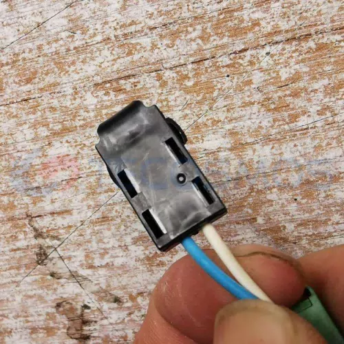 Car Connector For Black narrow 2pin plug For BMW For sensor CT2-0185M-4 - image 2
