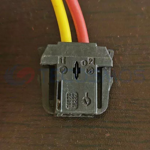 Car Connector For BMW blower resistance plug 8377082 oil pump plug 2 pins CT2-0211M - image 2