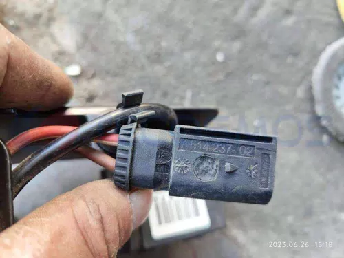 Car Connector for BMW air Pump Plug Has Two Male Pins CT2-0262G - image 2