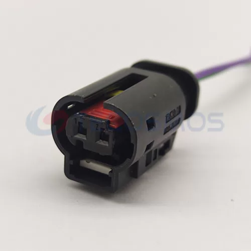 Auto PartsVVT Solenoid Valve with Lower Slot and Right Positioning Slot for Car 2-pin Female CT2-0285m-3 - image 3