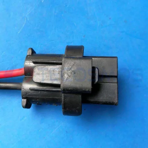 Car Connector For ford For Land Rover For Nissan Qashqai fan control module 2pin plug CT2-0326M