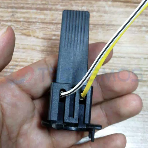 Car Connector For 2pin H7 headlight plug CT2-0346M-3 - image 2