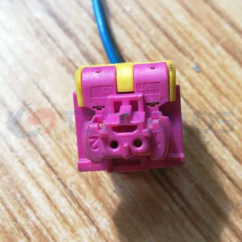 Car Connector For purple sensor battery is directly plugged into pins 1T0971528F 2 pins CT2-0379M - image 3