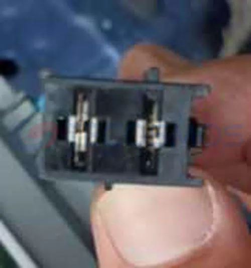 Car Connector For Mercedes-benz 0355457828 2 pins CT2-0505M-1 - image 3