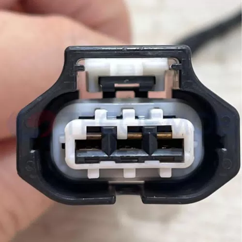 Car Connector for Buick for Mercedes-Benz Intake Pressure Coil 3 Pins CT3-0061M-2
