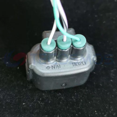 Car Connector For Toyota For headlight 3pin Car Connector CT3-0066M-1 - image 3