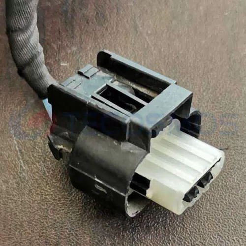 Car Connector For Three-ribbed plug with three white clips CT3-0077M-1 - image 2