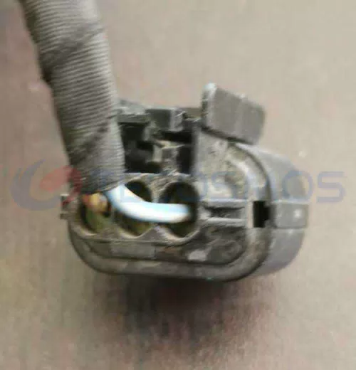 Car Connector For Three-ribbed plug with three white clips CT3-0077M-1 - image 3