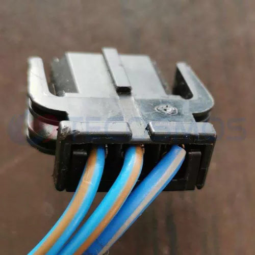 Car Connector For BMW 893971633 For Volkswagen Lavida 3pin CT3-0111M - image 3