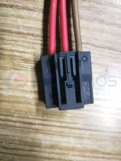 Car Connector For BMW power plug with 3 pins CT3-0175M - image 3