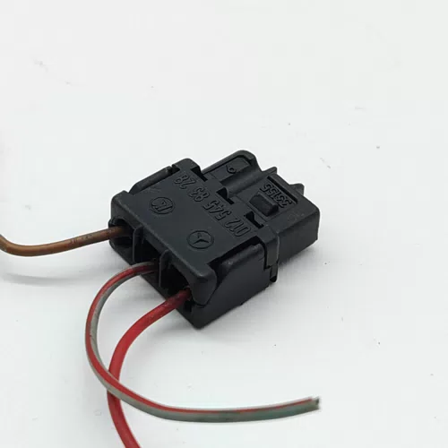 Automotive Waterproof Wire Harness Connector for Car Connector Plug 3-Pin Female CT3-0187M - image 4