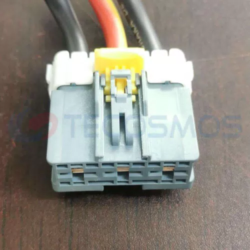 Car Connector For WM Motor For Three - pin plug For WM Motor electric vehicles CT3-0191M - image 2