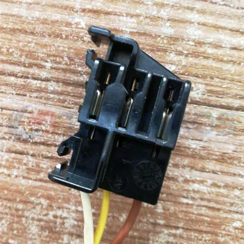 Car Connector For Volkswagen Touran High beam plug H15 3pin CT3-0214M - image 3