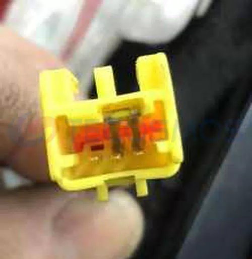 Car Connector For Sensor Yellow 8J0972576 has 3 pins CT3-0240G - image 4