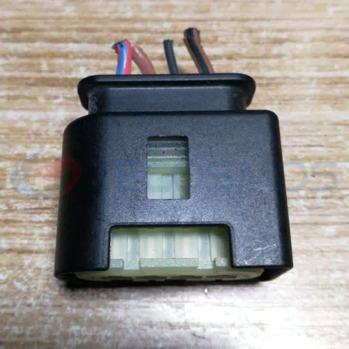 Car Connector For Mercedes-benz For BMW water pump plugs with 4 pins CT4-0012M-1 - image 3