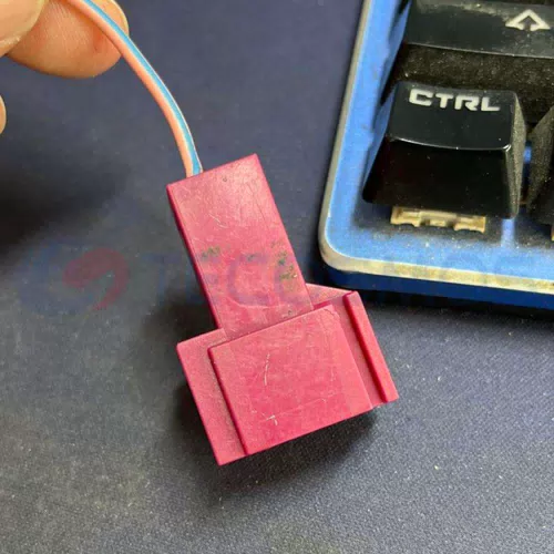 Car Connector For Mercedes-benz plug 0375450828 4 pins CT4-0147G-4 - image 2