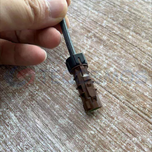 Car Connector For Data plug 3G9035479 4pin camera CT4-0155M-1 - image 2