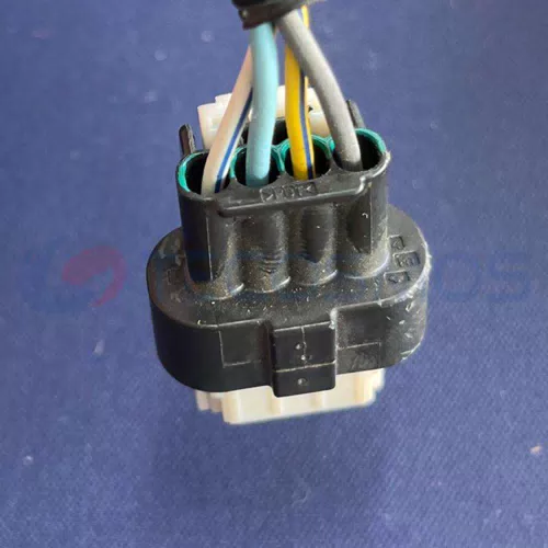 Car Connector For Volkswagen electric vehicle 4pin CT4-0161M-3 - image 4