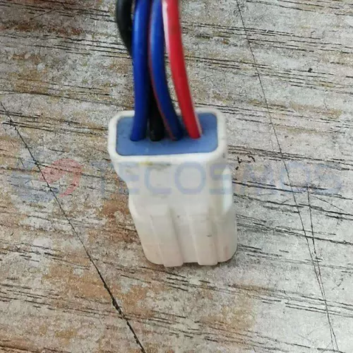 Car Connector For BAIC Huansu front camera and rearview mirror of BAIC Huansu have 4 pins CT4-0251G - image 4