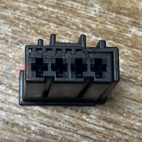 Car Connector For Volkswagen For Audi plug 6Q0972704 4pin CT4-0269M