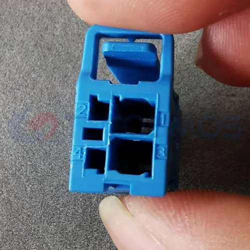 Car Connector For BMW 3 Series For seat motor plug 6901830-04 15076310 4pin CT4-0270M-1 - image 2