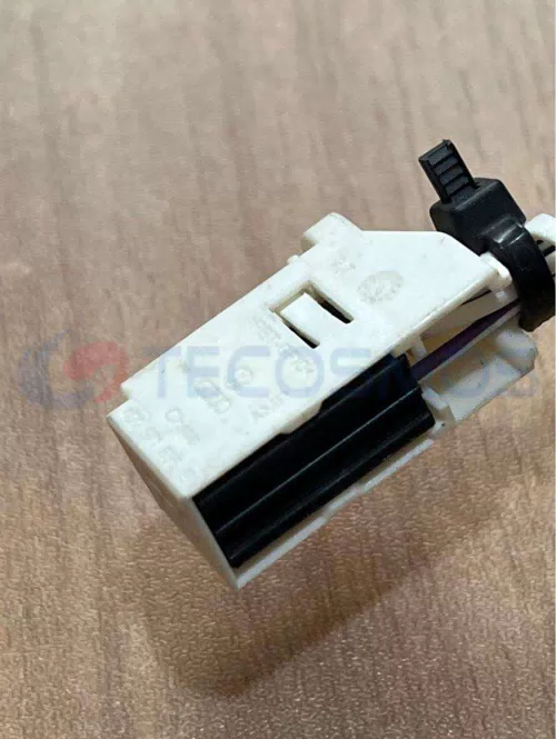 Car Connector For Volkswagen tire pressure warning light 8W0971636 6 pins CT6-0023M-5 - image 3